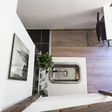 Central Budget Lofts Budapeste Exterior foto