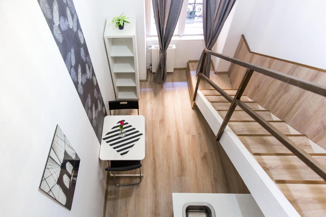 Central Budget Lofts Budapeste Exterior foto