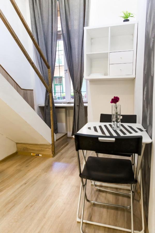 Central Budget Lofts Budapeste Exterior foto