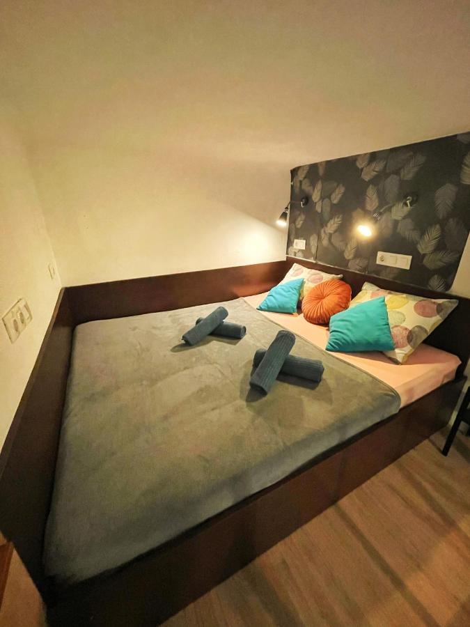 Central Budget Lofts Budapeste Exterior foto